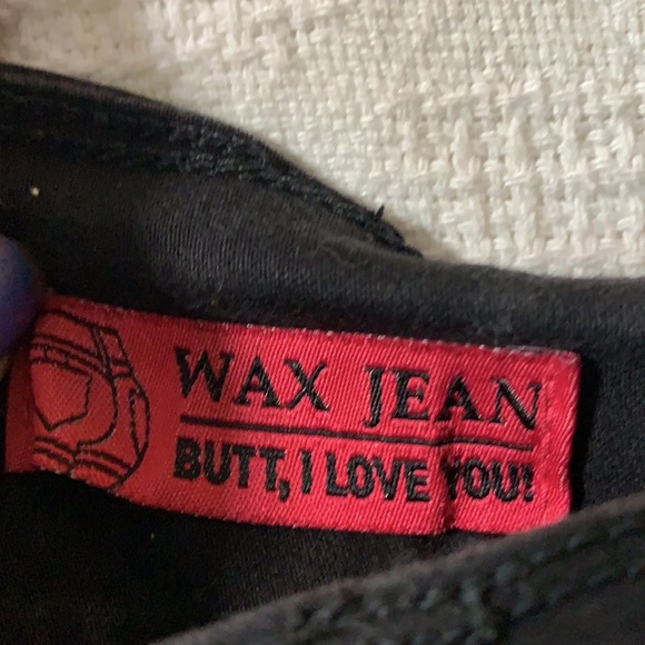 Jean shorts - Picture 2 of 4